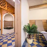 Hotel Aktivital