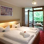 Hotel Aktivital