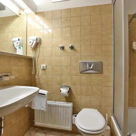 Aktivital Hotel 3*