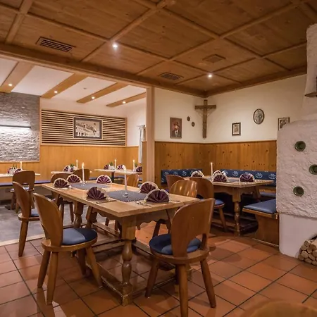 Hotel Aktivital