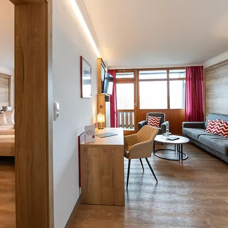 Hotel Aktivital